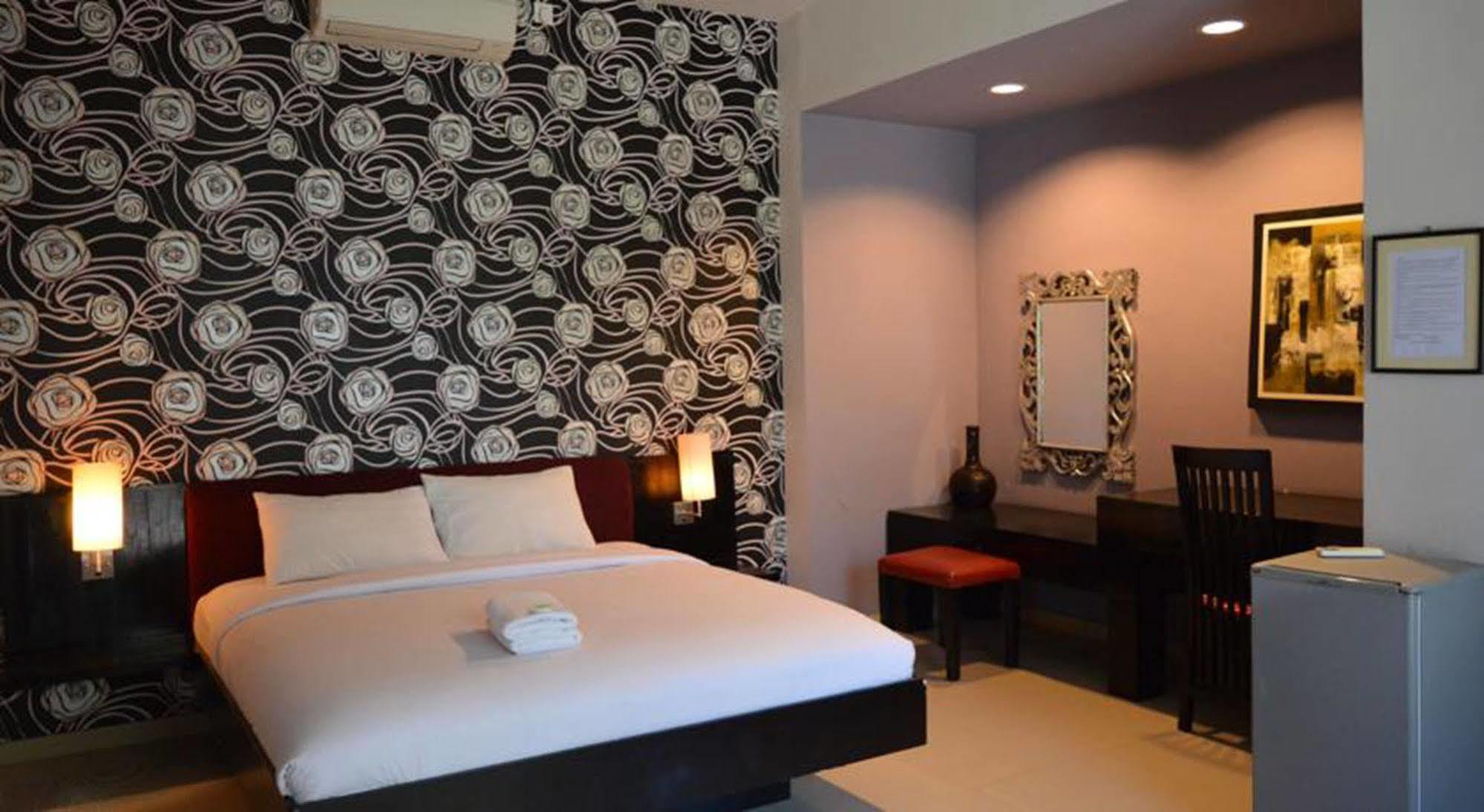 Marinos Place Legian Exteriér fotografie