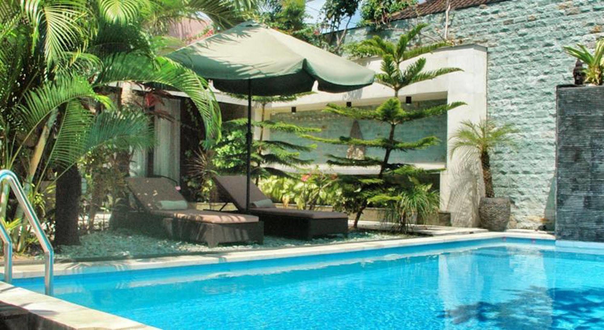 Marinos Place Legian Exteriér fotografie